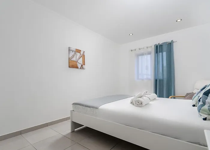 Wonderful Da Rocha Flat By Lovelystay Appartement